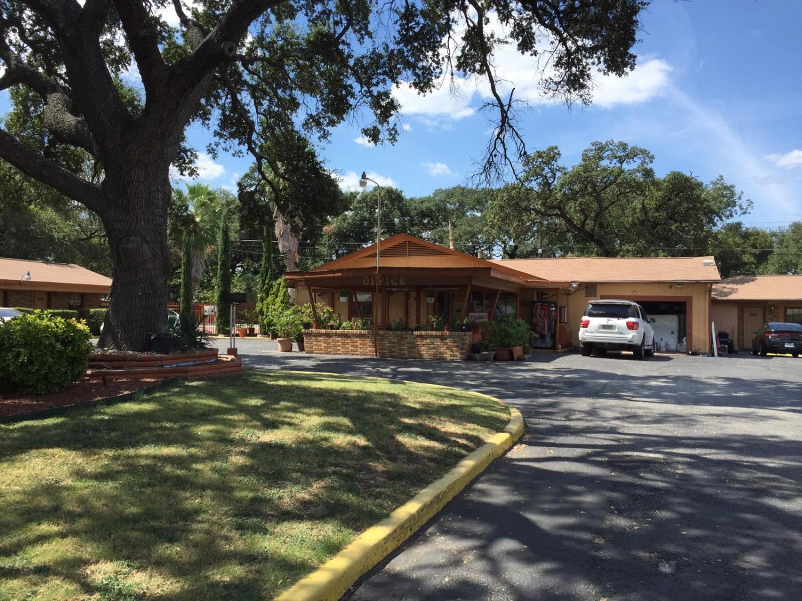 Walnut Forest Motel Austin Luaran gambar